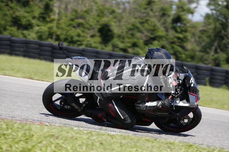 /Archiv-2024/29 12.06.2024 MOTO.CH Track Day ADR/Gruppe gelb/33